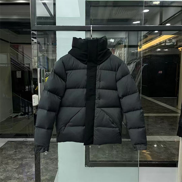 Moncler jacket AE80037016