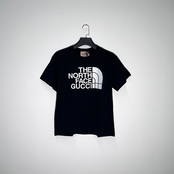 The North Face T-shirt AA08039002