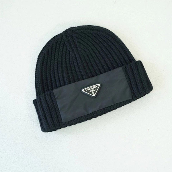 Prada Beanie Unisex DO55301001