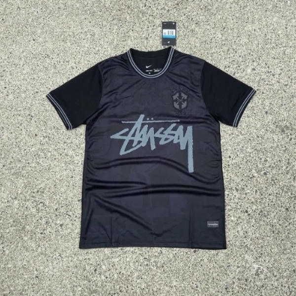 Nike × Stussy AO50041029