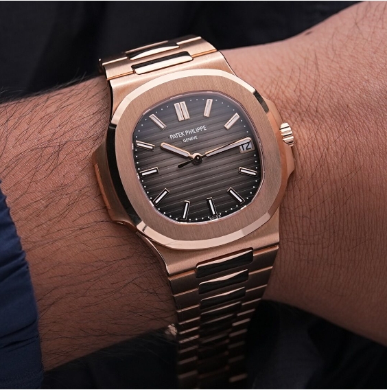 Cartier Patek Philippe Nautilus 5711R Rose Gold Brown Dial 5711 GC80002004