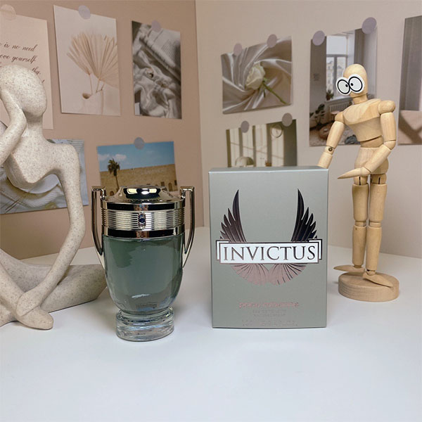Paco Rabanne  Invictus Eau De Toilette HO54050051