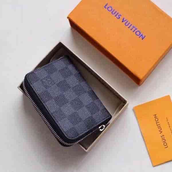 Louis Vuitton Exquisite Small Wallet BO50001093
