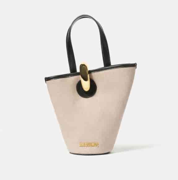 JACOUEMUS Small Asymmetric Bucket Bag BB70031002