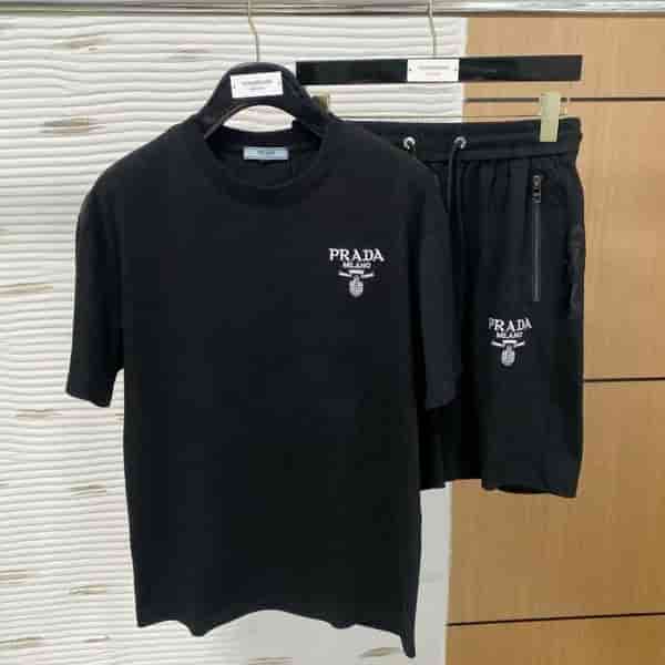 Prada Simple Casual Short Sleeves AA50043040