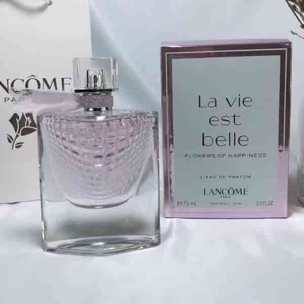 Lancome La Vie est Belle Flowers of Happiness Eau De Parfum HO55420101