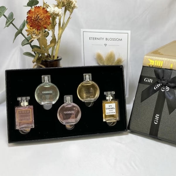 Chanel Gift Set 7.5mL×5pcs HO32200441