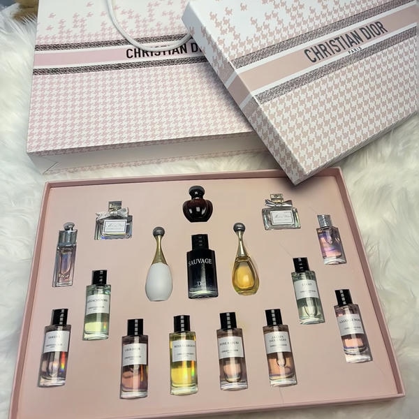 Christian Dior Paris Gift Set HA21020431