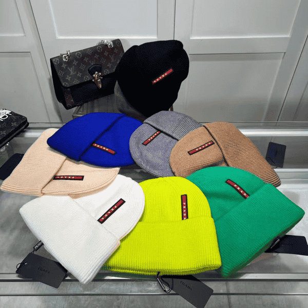 Prada Solid Color Versatile Knitted Hat DO50301005