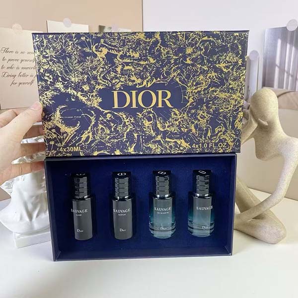 Dior Sauvage Gift Set 30mL×4pcs HO58020471