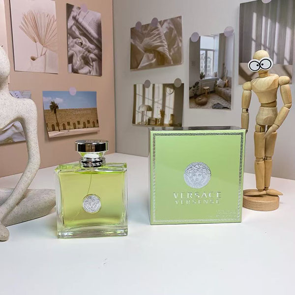 Versace Eau De Toilette HO53030161