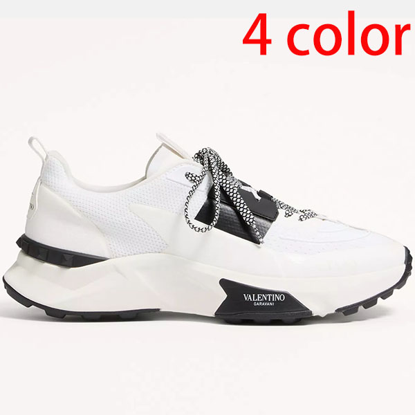 Valentino Garavani True Act Low Top Sneaker CC40210051
